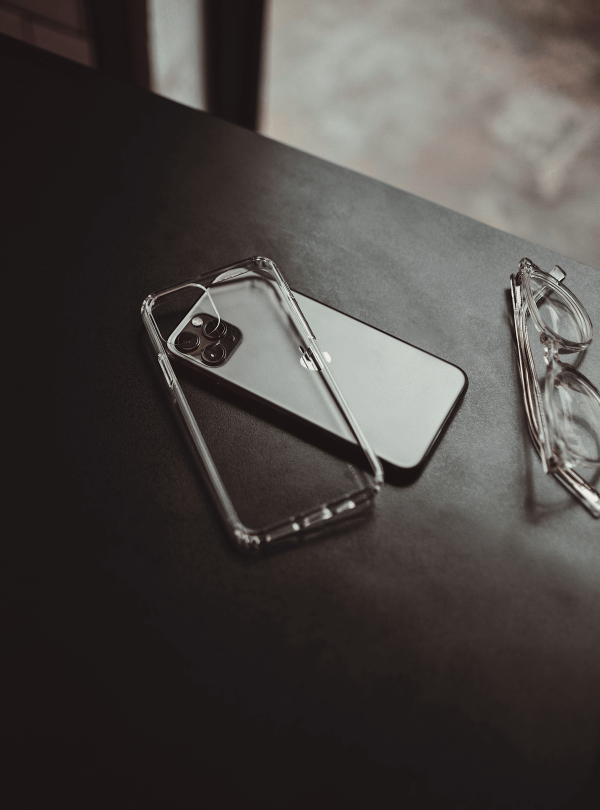 Capa Impactor Clear e óculos