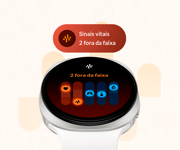 Galaxy Watch9 na cor prata com pulseira esportiva branco, levemente voltado para cima, exibindo a interface de monitoramento de sinais vitais na tela com o texto Sinais vitais: 2 fora da faixa. Acima, encontra-se o bloco de sinais vitais com o texto 2 fora da faixa.